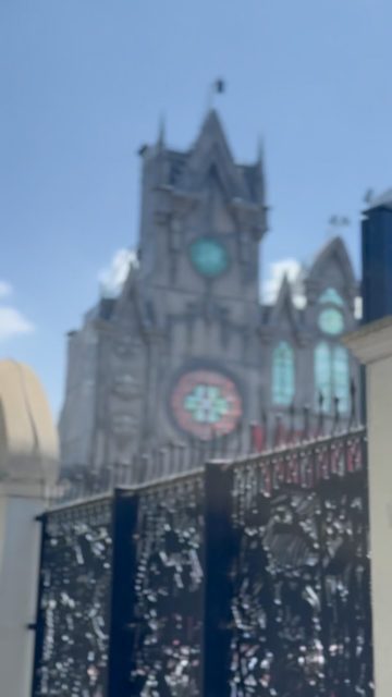 Whoua Whoua Whoua,
On s’en remet seulement maintenant.

Encore une très belle édition 2025 du @hellfestopenair ! 🔥🔥🔥🔥

Vous étiez encore des milliers à venir goûter notre viande fumée et nous vous en remercions !

Un grand MERCI au HELLFEST de nous faire confiance pour nourrir ses festivaliers.

Un grand MERCI à nos équipes de solides sans qui tout ça ne serait pas possible. 
Du fond du cœur merci 🙏🫶.