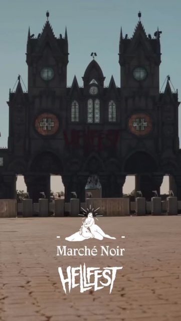 Encore une belle édition du @hellfestopenair !
Ca sera la cinquième année que nous vous régalons de nos viandes fumées durant ce weekend en enfer.
Malgré la canicule vous étiez présents et toujours plus nombreux à venir nous voir.
Un grand MERCI à nos équipes, vous êtes toutes et tous merveilleux ! Que des numéros 10 dans ma team !!
Un grand MERCI à tous nos fournisseurs et collaborateurs pour nous suivre dans cette aventure de dingue chaque années !
@pancobuns @salaisonbiovaleur @sauces_martin @maison_berjac @provincesbio @jackdaniels_fr #marchenoirfumoirurbain #onfumetoutdubondumaison #hellfest
Un grand MERCI à toutes les équipes du @hellfestopenair pour votre confiance chaque année !
Un grand MERCI aux potes de @enhancer_officiel pour nous avoir régalé sur scène ! @joeystarr
Merci Anna pour le montage de la vidéo
